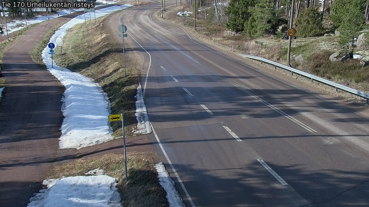 Weather Camera Image Road 170 Virolahti Sports field crossing, Virolahti, Kymenlaakso