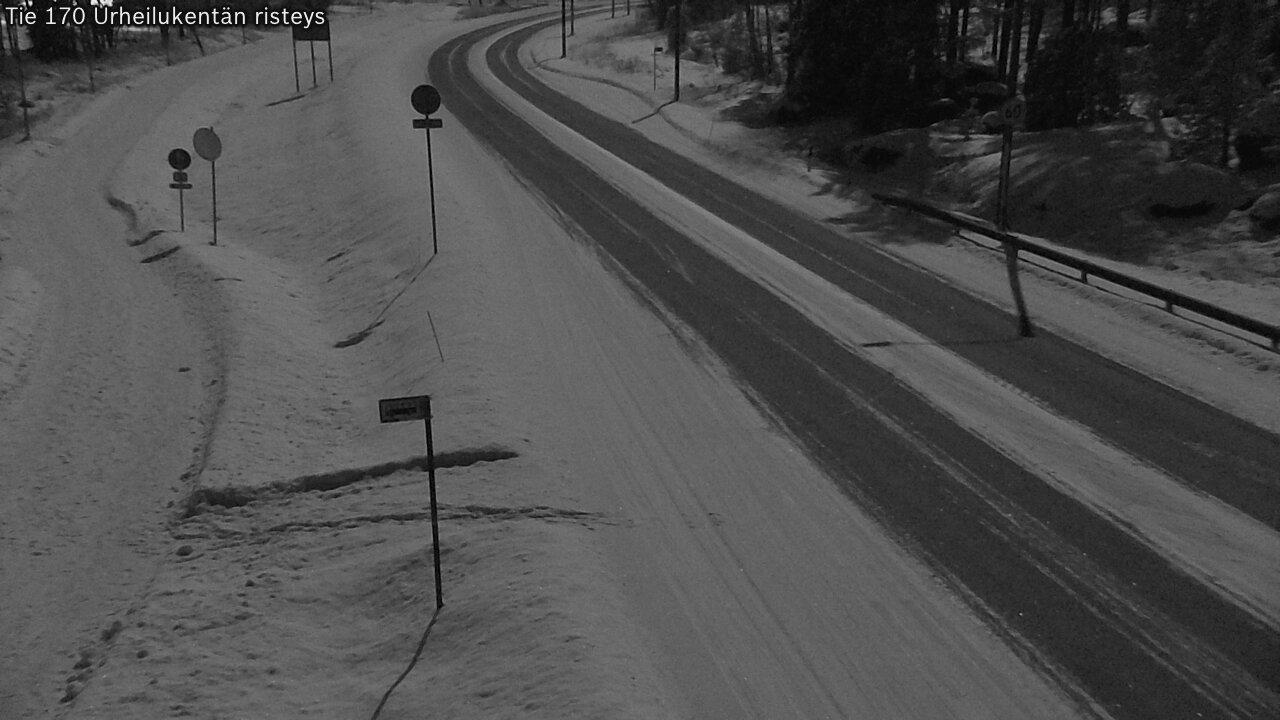 Kelikamerat Kuva Tie 170 Virolahti Urheilukentän risteys, Virolahti, Kymenlaakso