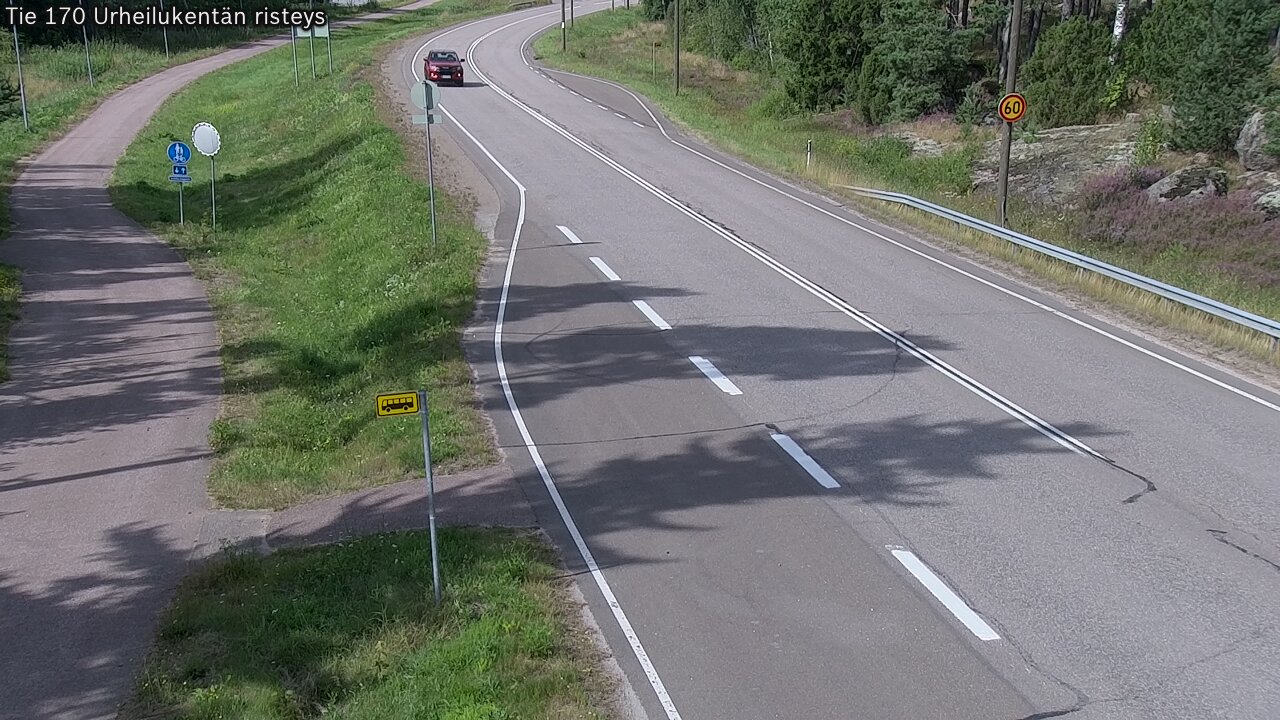 Weather Camera Image Väg 170 Vederlax Idrottsplatsen korsnin, Virolahti, Kymenlaakso