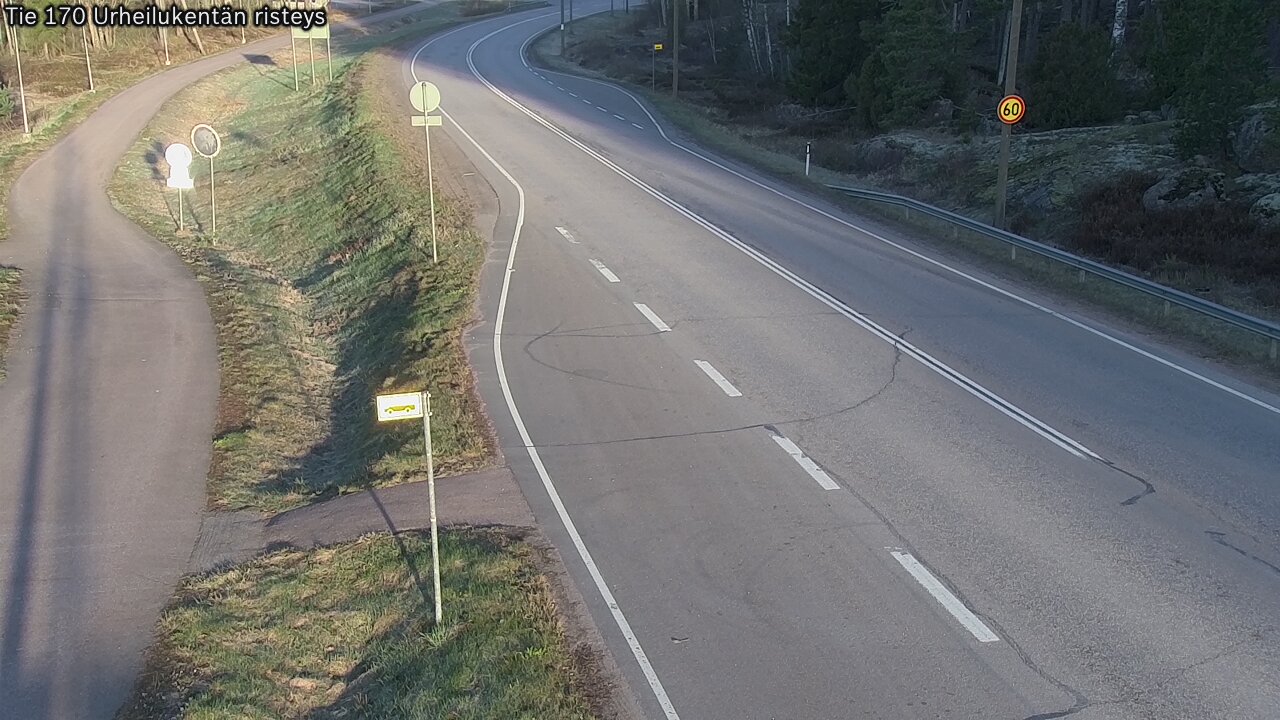 Weather Camera Image Road 170 Virolahti Sports field crossing, Virolahti, Kymenlaakso
