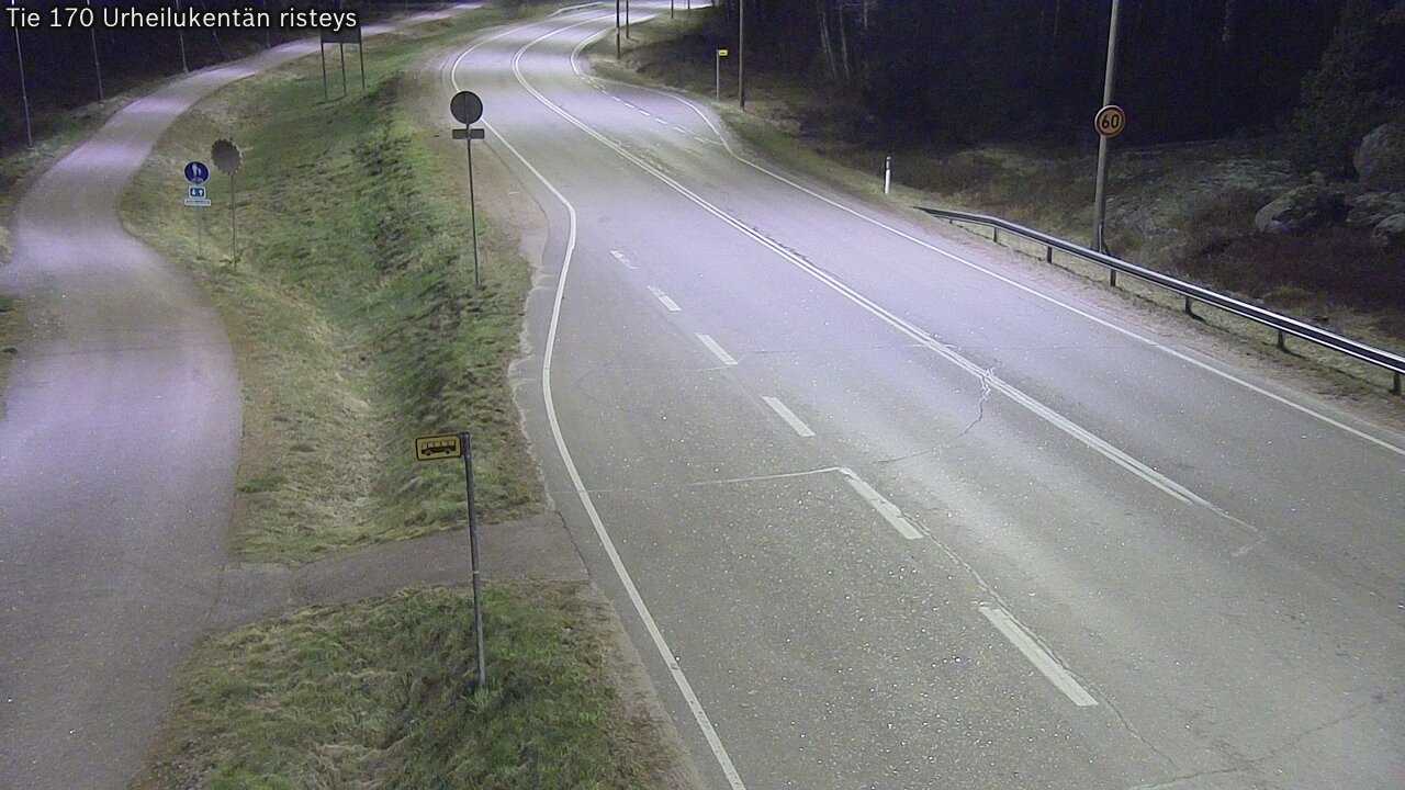 Weather Camera Image Väg 170 Vederlax Idrottsplatsen korsnin, Virolahti, Kymenlaakso