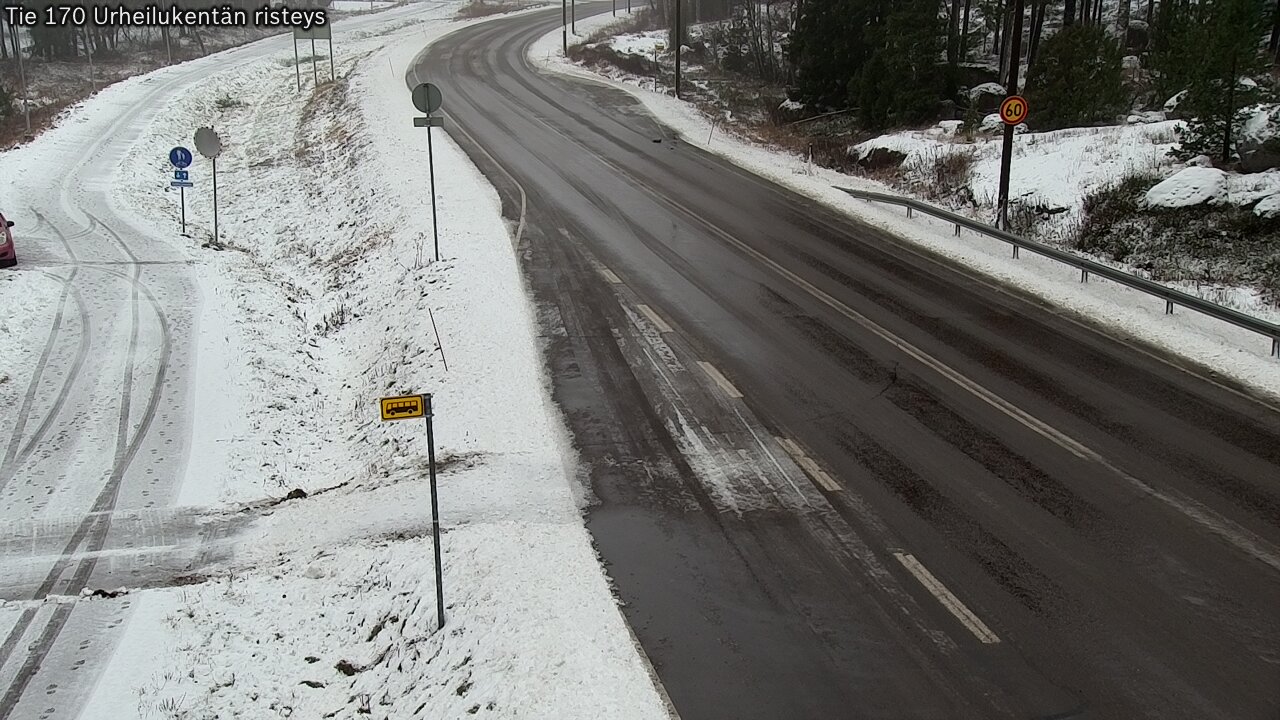 Weather Camera Image Väg 170 Vederlax Idrottsplatsen korsnin, Virolahti, Kymenlaakso