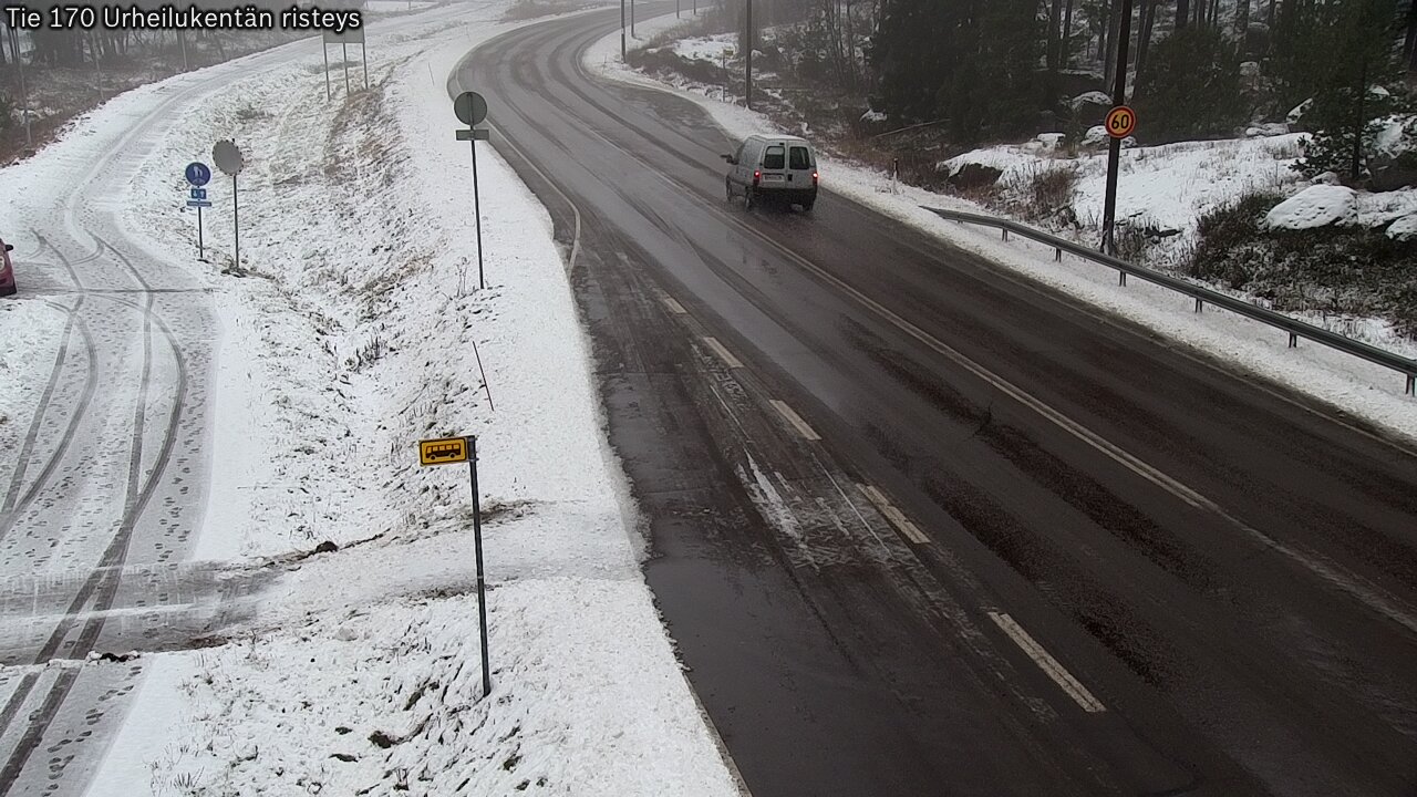 Weather Camera Image Väg 170 Vederlax Idrottsplatsen korsnin, Virolahti, Kymenlaakso