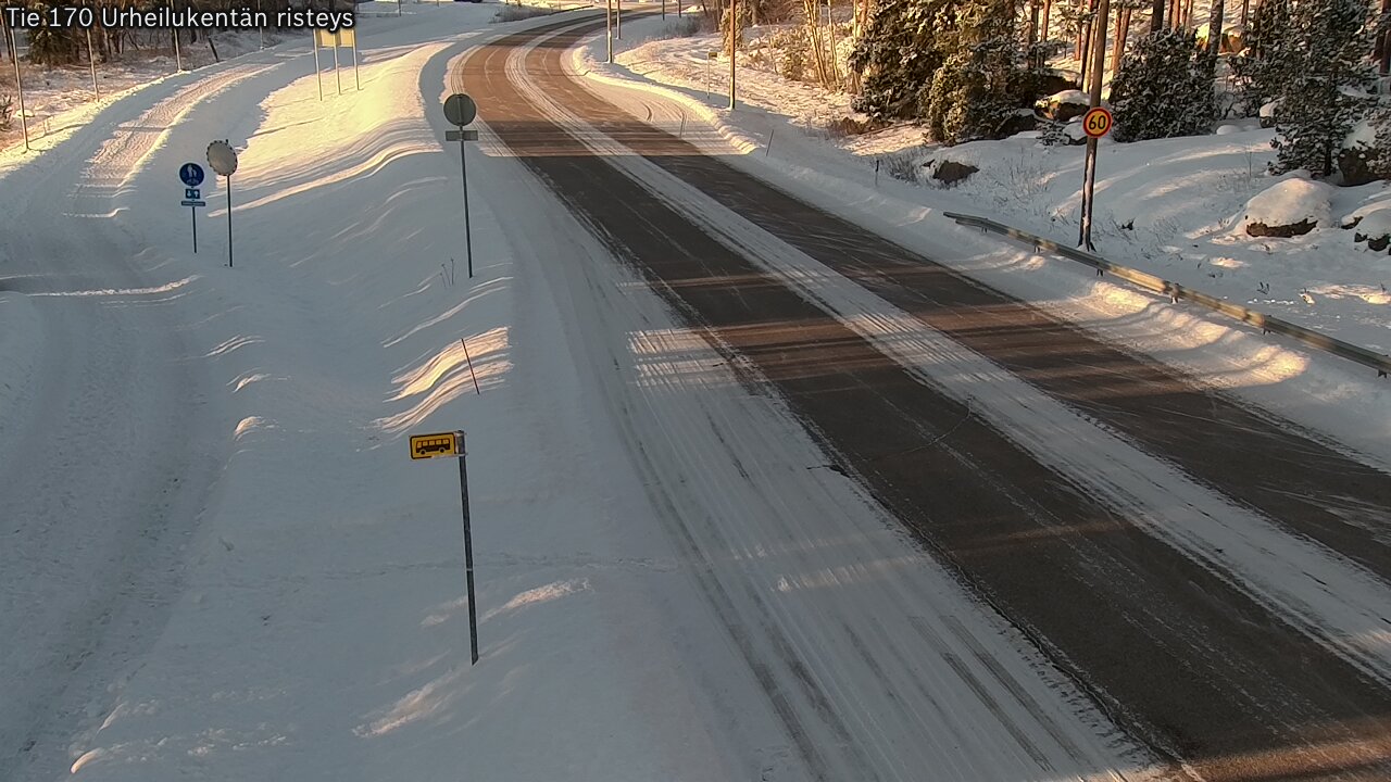 Weather Camera Image Road 170 Virolahti Sports field crossing, Virolahti, Kymenlaakso