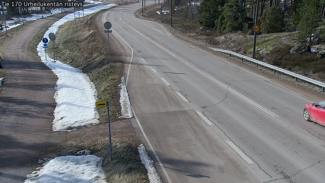 Weather Camera Image Road 170 Virolahti Sports field crossing, Virolahti, Kymenlaakso