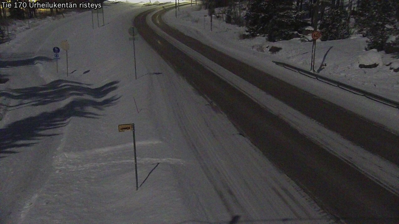 Weather Camera Image Väg 170 Vederlax Idrottsplatsen korsnin, Virolahti, Kymenlaakso
