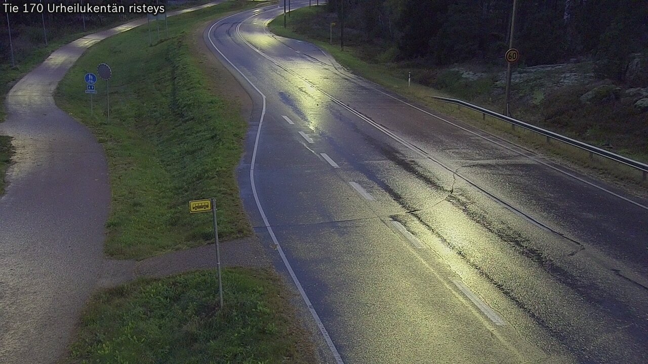 Kelikamerat Kuva Tie 170 Virolahti Urheilukentän risteys, Virolahti, Kymenlaakso