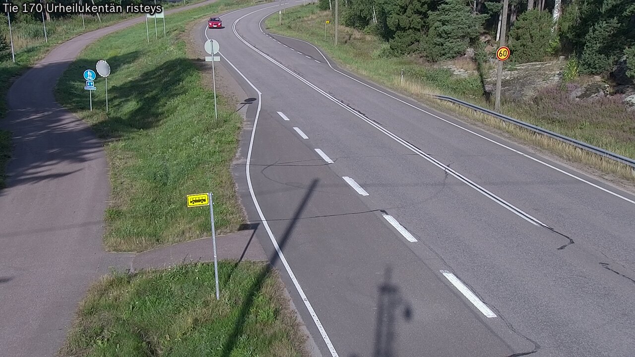 Weather Camera Image Väg 170 Vederlax Idrottsplatsen korsnin, Virolahti, Kymenlaakso