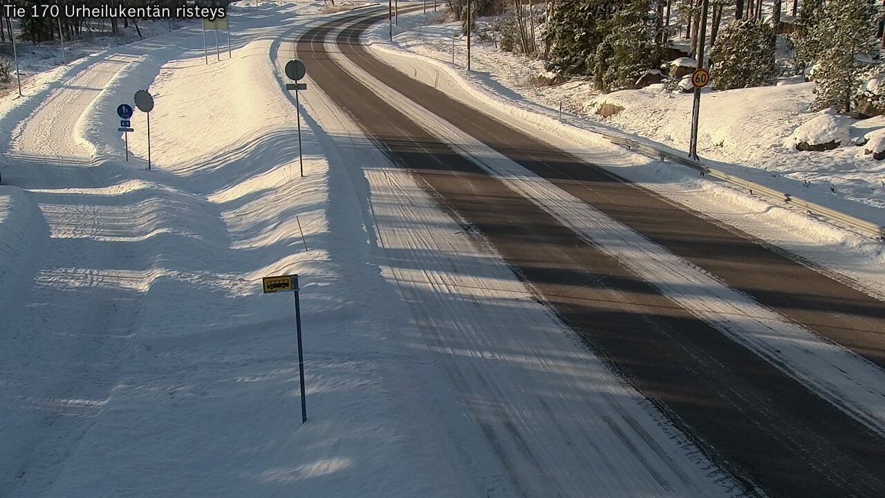 Weather Camera Image Road 170 Virolahti Sports field crossing, Virolahti, Kymenlaakso