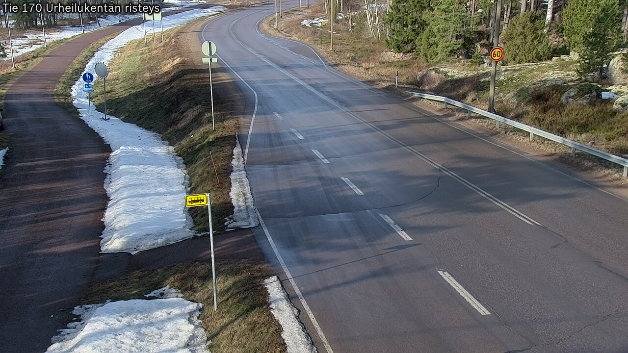 Kelikamerat Kuva Tie 170 Virolahti Urheilukentän risteys, Virolahti, Kymenlaakso