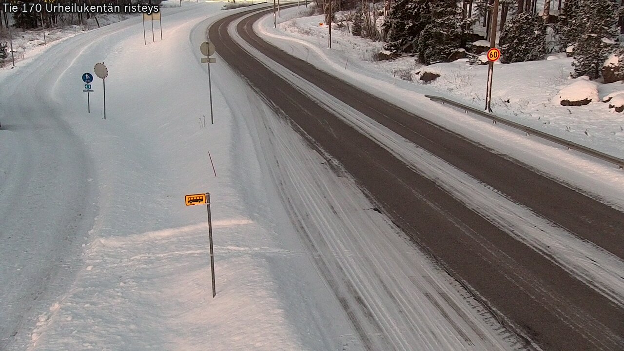 Kelikamerat Kuva Tie 170 Virolahti Urheilukentän risteys, Virolahti, Kymenlaakso