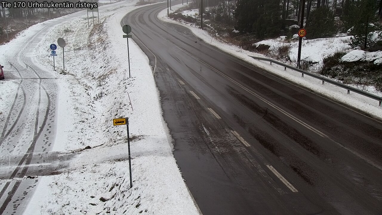 Weather Camera Image Väg 170 Vederlax Idrottsplatsen korsnin, Virolahti, Kymenlaakso