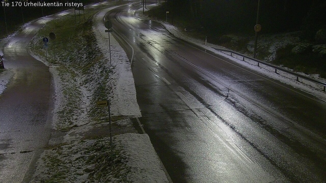 Weather Camera Image Väg 170 Vederlax Idrottsplatsen korsnin, Virolahti, Kymenlaakso