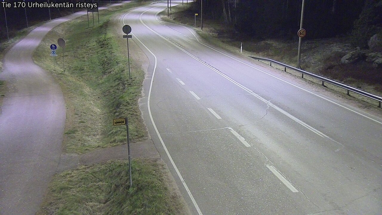 Weather Camera Image Väg 170 Vederlax Idrottsplatsen korsnin, Virolahti, Kymenlaakso