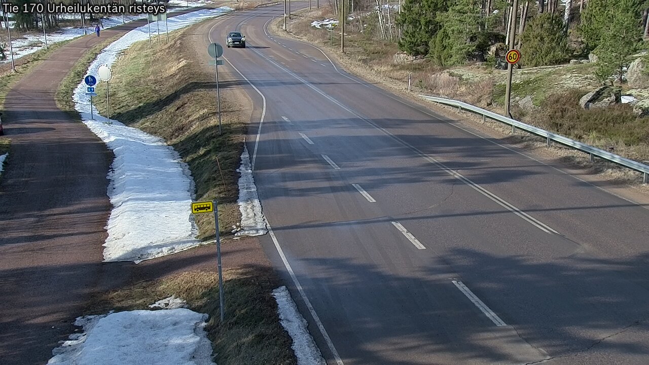 Weather Camera Image Road 170 Virolahti Sports field crossing, Virolahti, Kymenlaakso