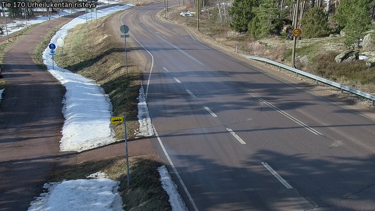 Weather Camera Image Road 170 Virolahti Sports field crossing, Virolahti, Kymenlaakso