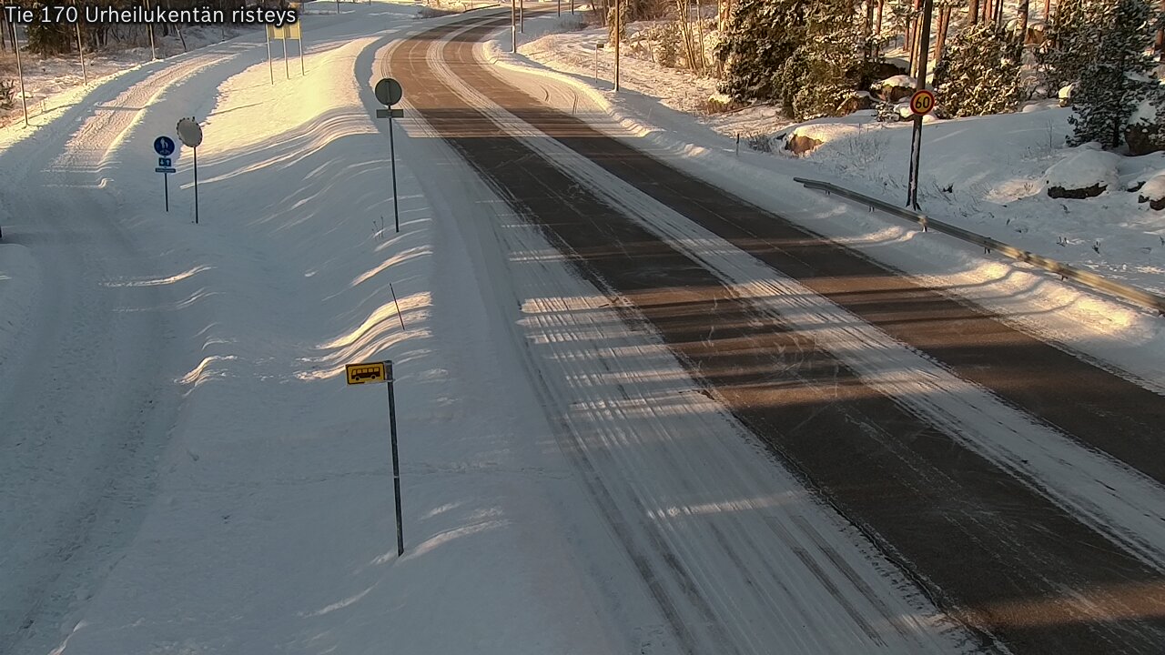 Weather Camera Image Road 170 Virolahti Sports field crossing, Virolahti, Kymenlaakso