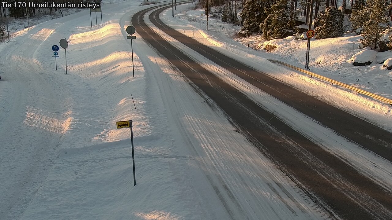 Kelikamerat Kuva Tie 170 Virolahti Urheilukentän risteys, Virolahti, Kymenlaakso