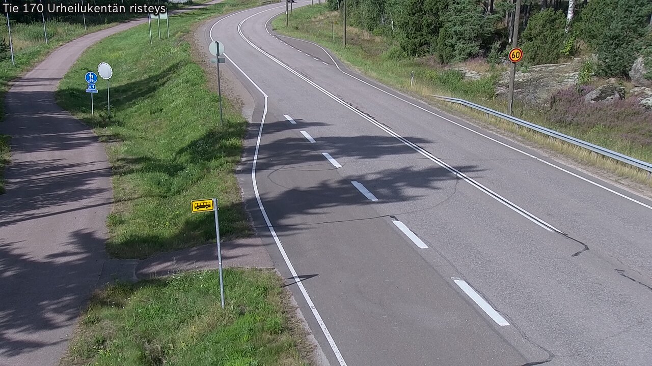 Weather Camera Image Väg 170 Vederlax Idrottsplatsen korsnin, Virolahti, Kymenlaakso