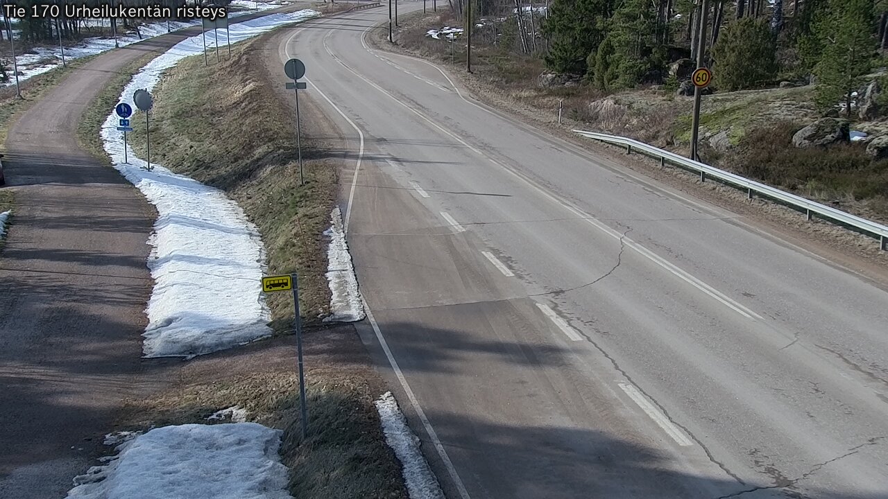 Weather Camera Image Road 170 Virolahti Sports field crossing, Virolahti, Kymenlaakso