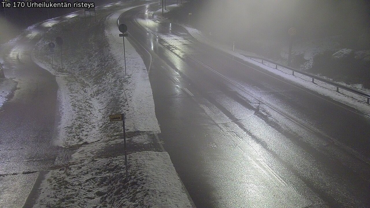 Weather Camera Image Väg 170 Vederlax Idrottsplatsen korsnin, Virolahti, Kymenlaakso