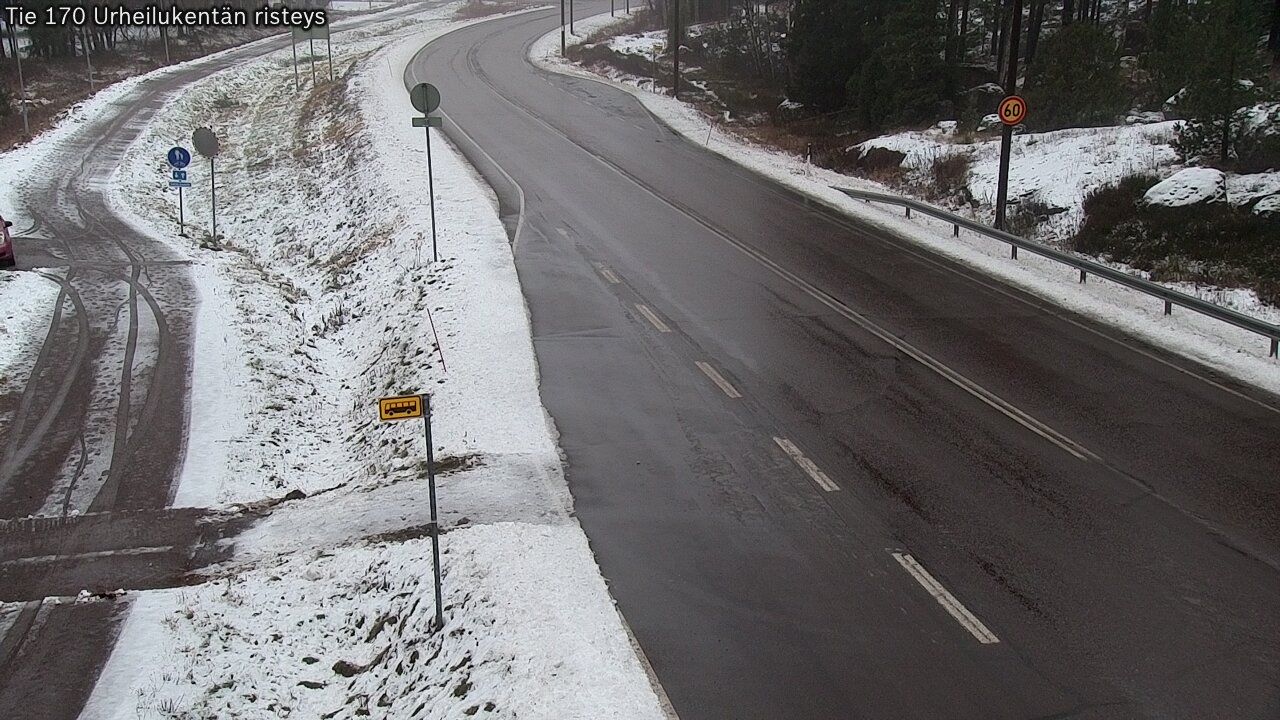 Weather Camera Image Väg 170 Vederlax Idrottsplatsen korsnin, Virolahti, Kymenlaakso