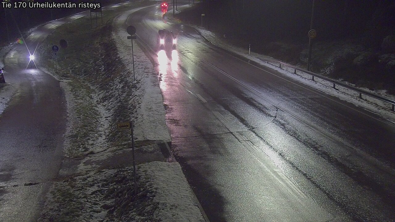 Weather Camera Image Väg 170 Vederlax Idrottsplatsen korsnin, Virolahti, Kymenlaakso