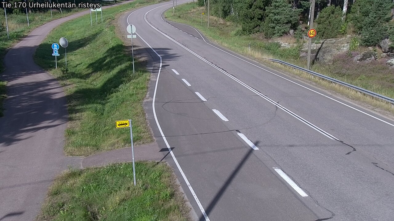 Weather Camera Image Väg 170 Vederlax Idrottsplatsen korsnin, Virolahti, Kymenlaakso