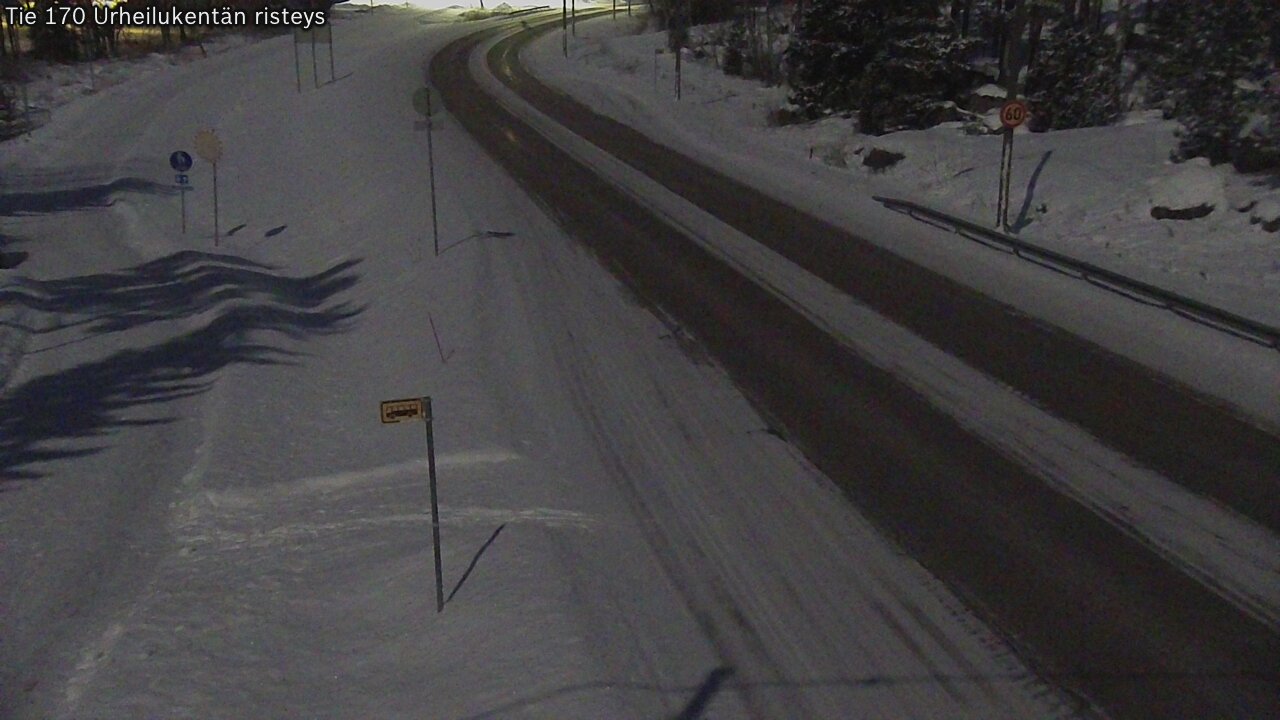Weather Camera Image Väg 170 Vederlax Idrottsplatsen korsnin, Virolahti, Kymenlaakso