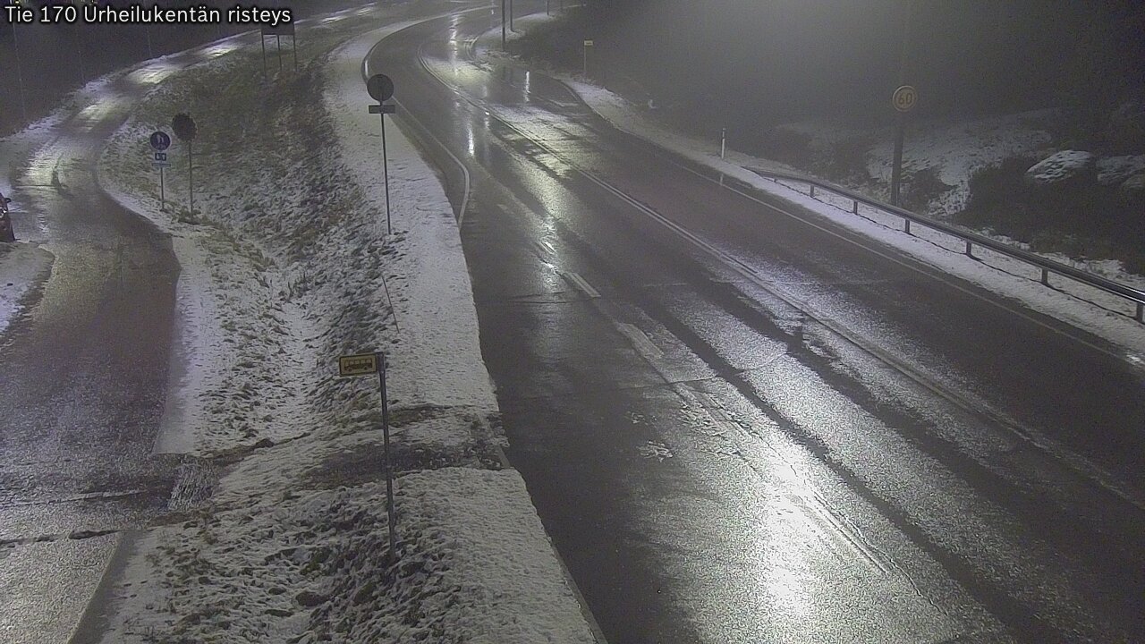 Weather Camera Image Väg 170 Vederlax Idrottsplatsen korsnin, Virolahti, Kymenlaakso