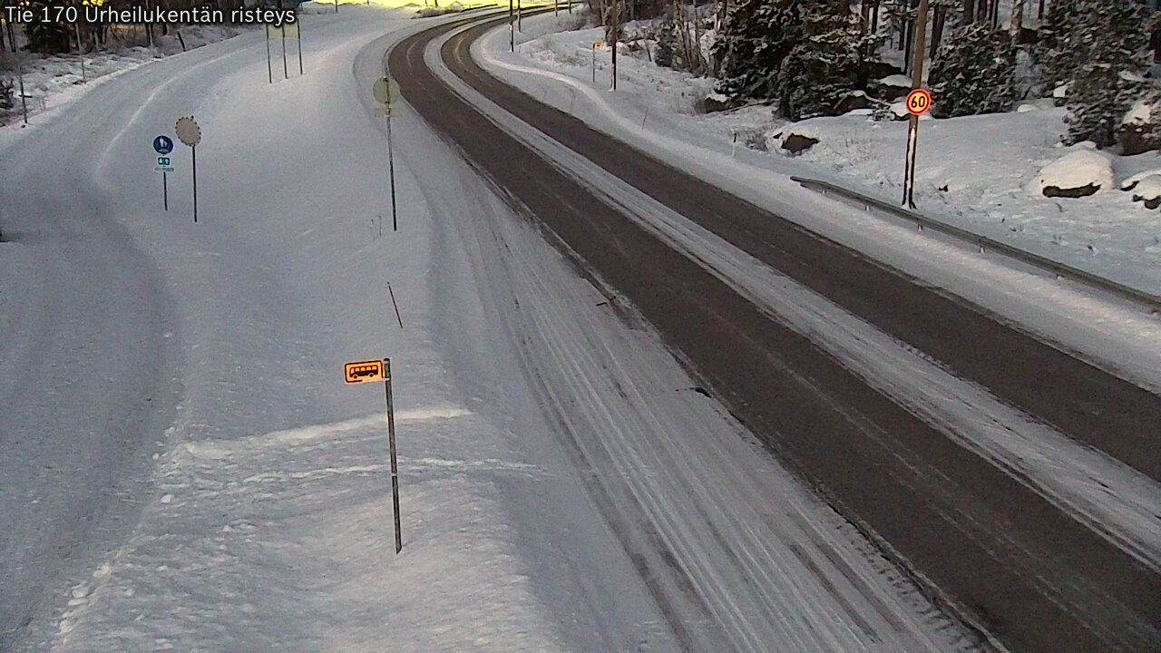 Kelikamerat Kuva Tie 170 Virolahti Urheilukentän risteys, Virolahti, Kymenlaakso