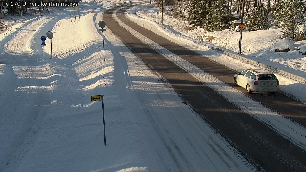 Weather Camera Image Road 170 Virolahti Sports field crossing, Virolahti, Kymenlaakso