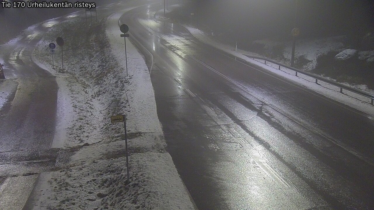 Weather Camera Image Väg 170 Vederlax Idrottsplatsen korsnin, Virolahti, Kymenlaakso