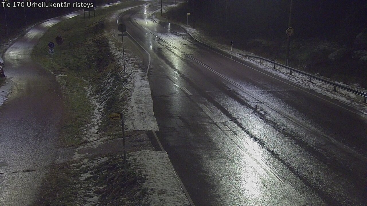 Weather Camera Image Väg 170 Vederlax Idrottsplatsen korsnin, Virolahti, Kymenlaakso