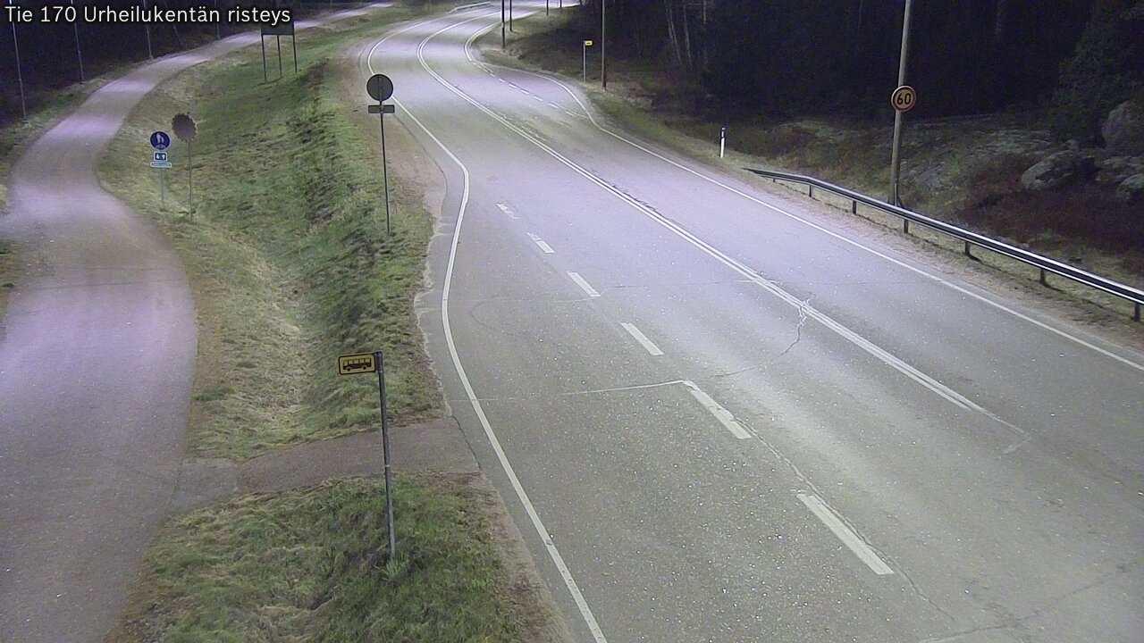 Weather Camera Image Väg 170 Vederlax Idrottsplatsen korsnin, Virolahti, Kymenlaakso