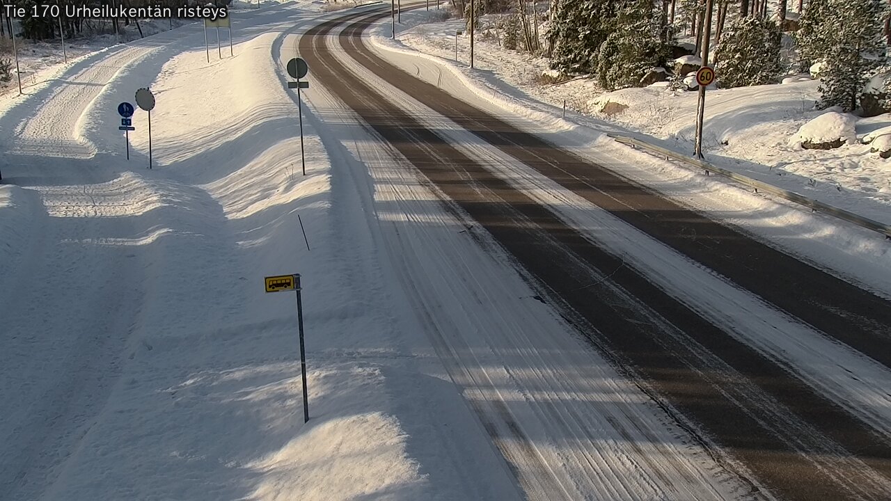 Kelikamerat Kuva Tie 170 Virolahti Urheilukentän risteys, Virolahti, Kymenlaakso