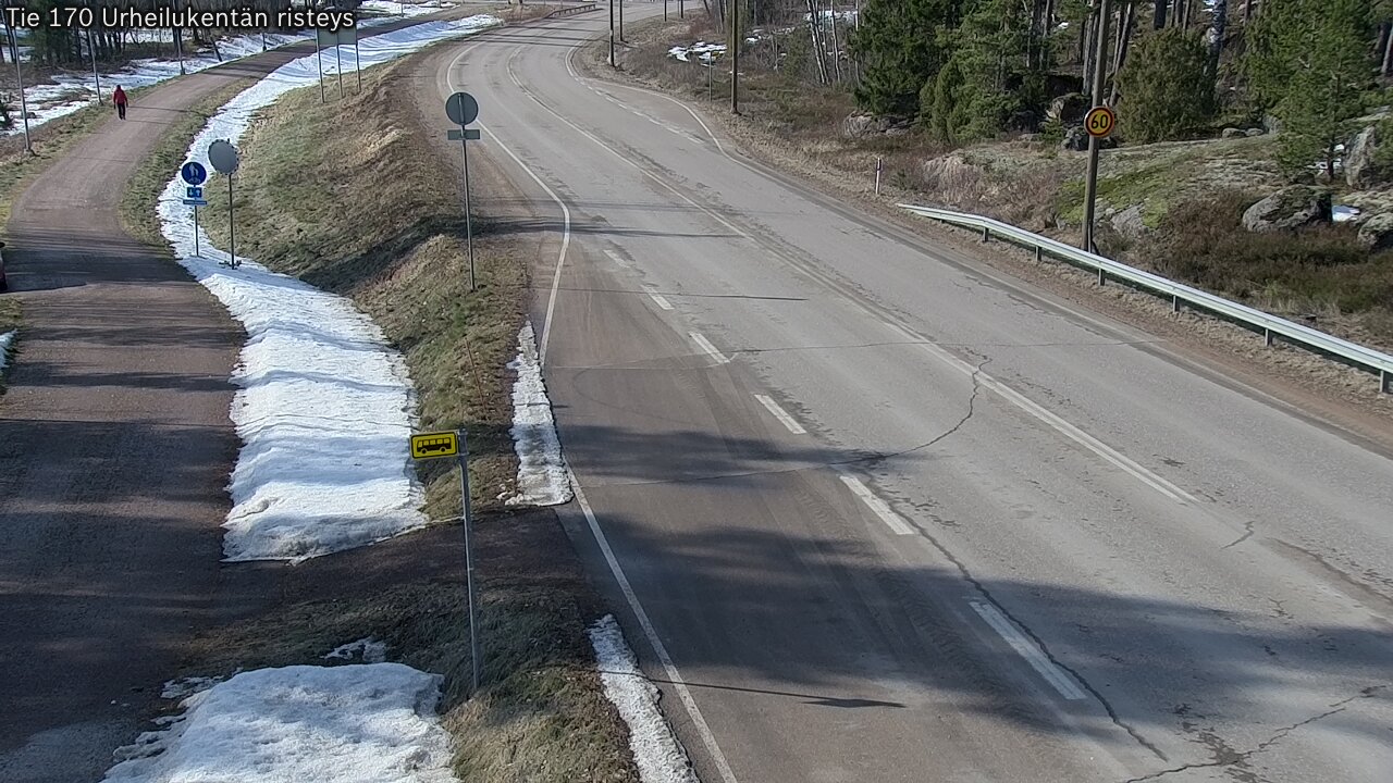 Weather Camera Image Road 170 Virolahti Sports field crossing, Virolahti, Kymenlaakso