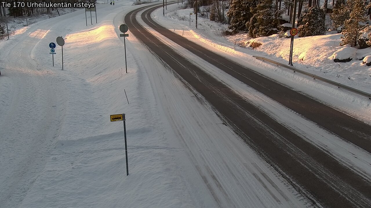 Kelikamerat Kuva Tie 170 Virolahti Urheilukentän risteys, Virolahti, Kymenlaakso