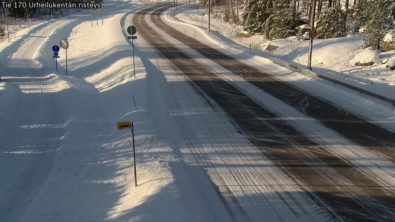 Kelikamerat Kuva Tie 170 Virolahti Urheilukentän risteys, Virolahti, Kymenlaakso