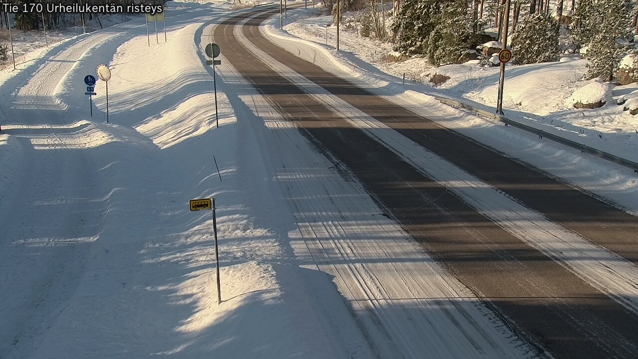 Weather Camera Image Road 170 Virolahti Sports field crossing, Virolahti, Kymenlaakso