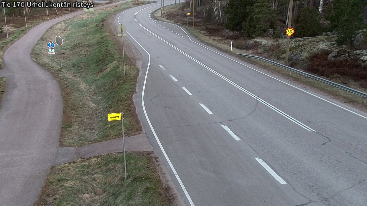 Weather Camera Image Road 170 Virolahti Sports field crossing, Virolahti, Kymenlaakso