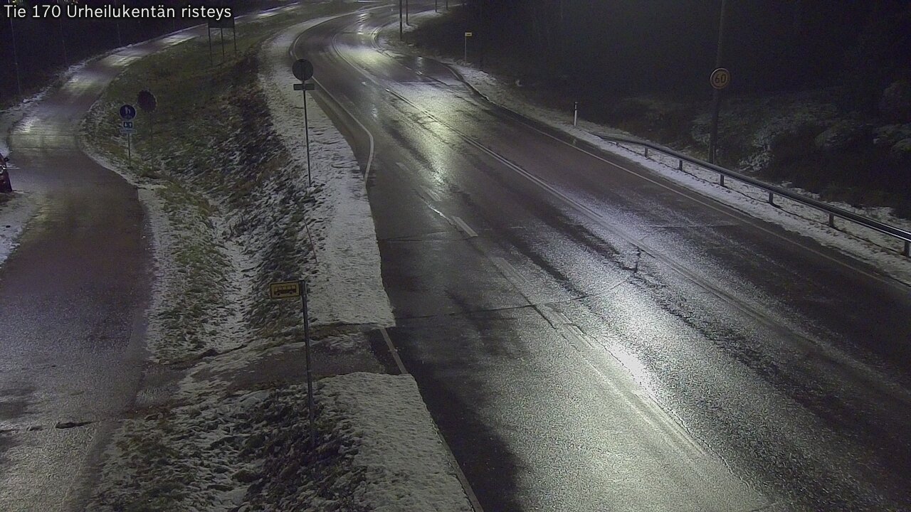 Weather Camera Image Väg 170 Vederlax Idrottsplatsen korsnin, Virolahti, Kymenlaakso