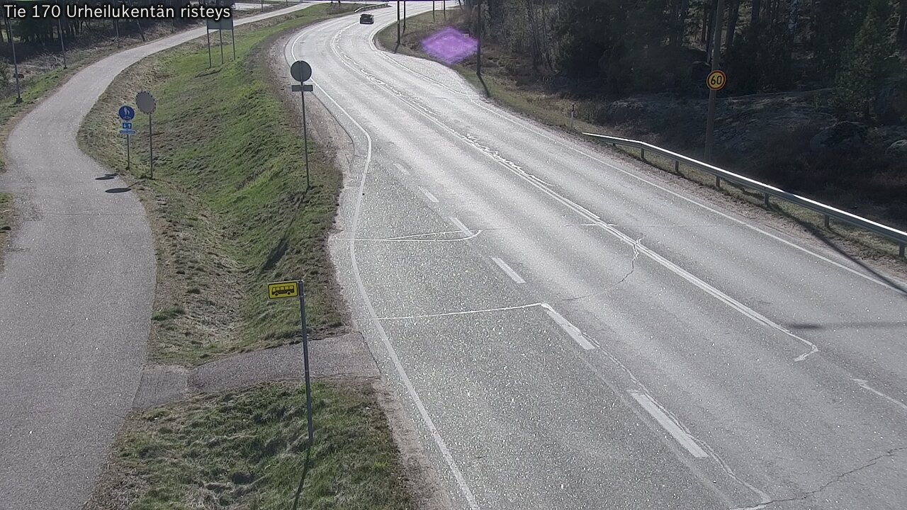 Weather Camera Image Väg 170 Vederlax Idrottsplatsen korsnin, Virolahti, Kymenlaakso