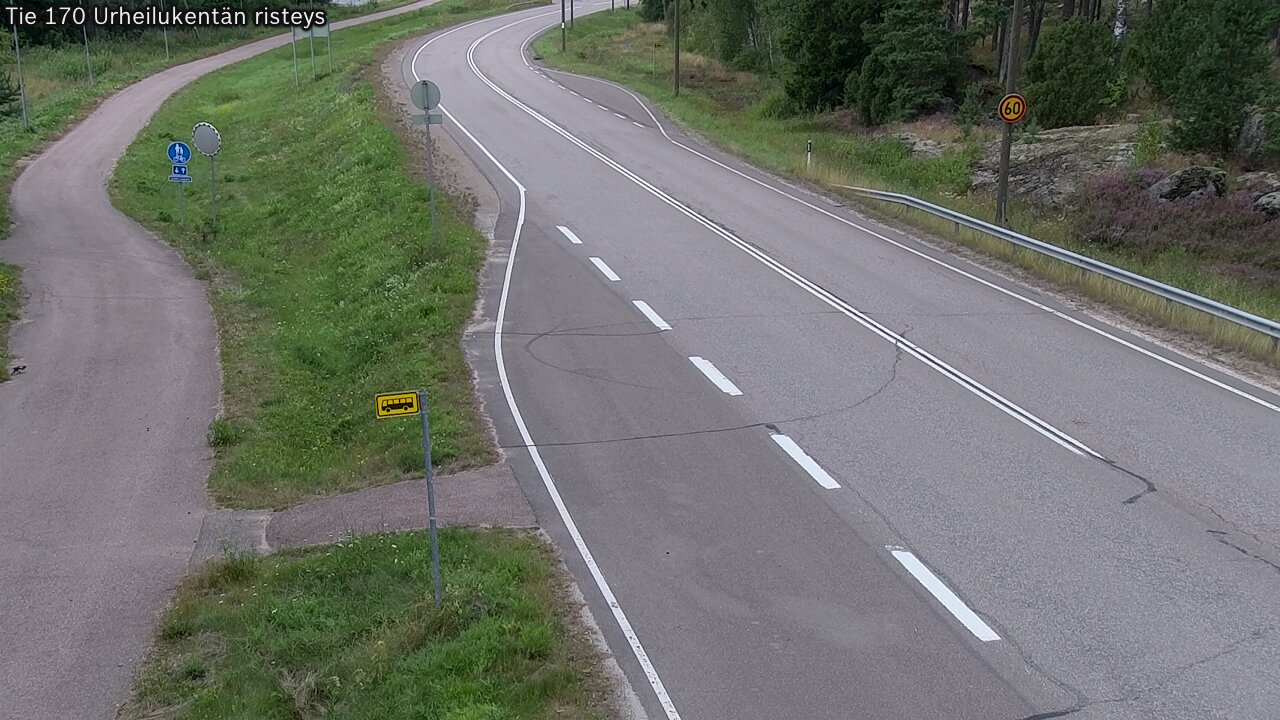 Weather Camera Image Väg 170 Vederlax Idrottsplatsen korsnin, Virolahti, Kymenlaakso