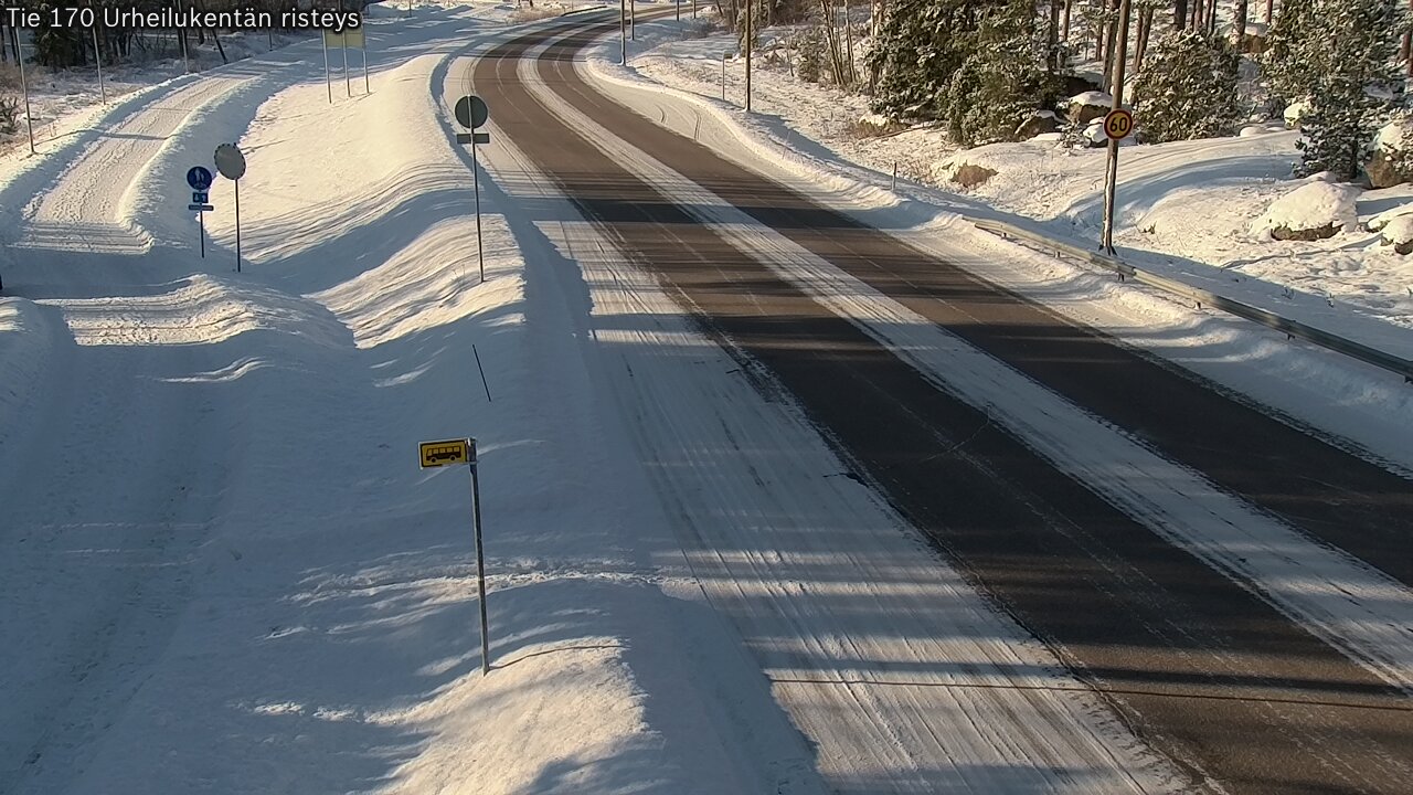 Weather Camera Image Road 170 Virolahti Sports field crossing, Virolahti, Kymenlaakso