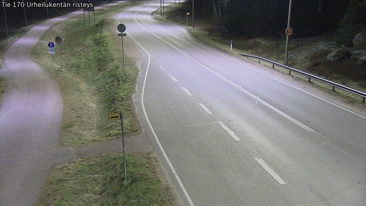 Weather Camera Image Väg 170 Vederlax Idrottsplatsen korsnin, Virolahti, Kymenlaakso
