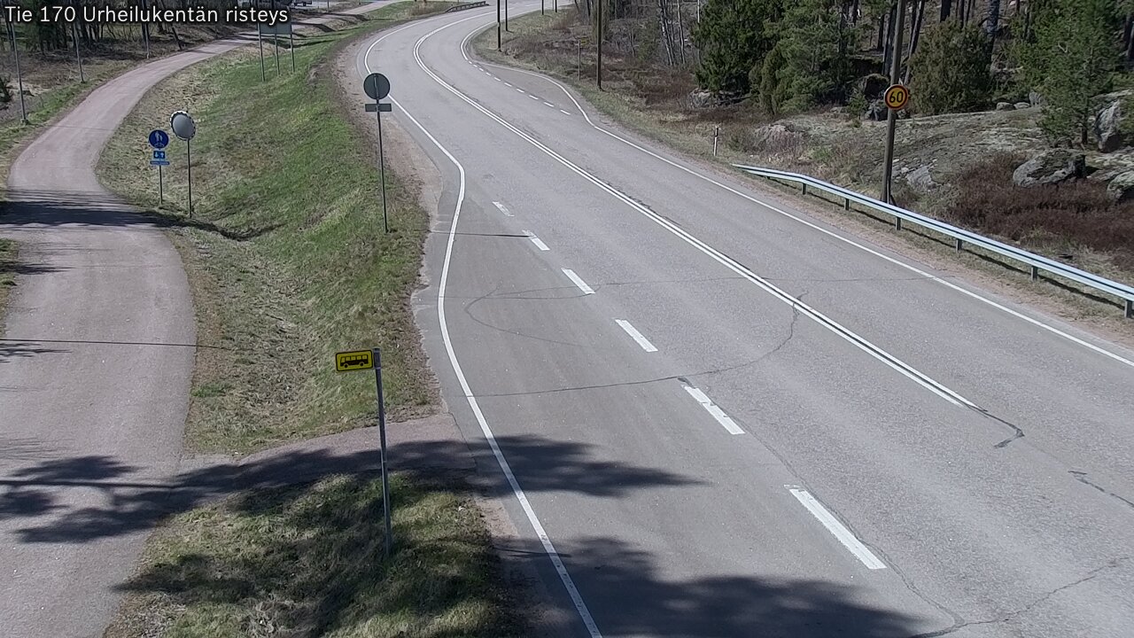 Weather Camera Image Väg 170 Vederlax Idrottsplatsen korsnin, Virolahti, Kymenlaakso