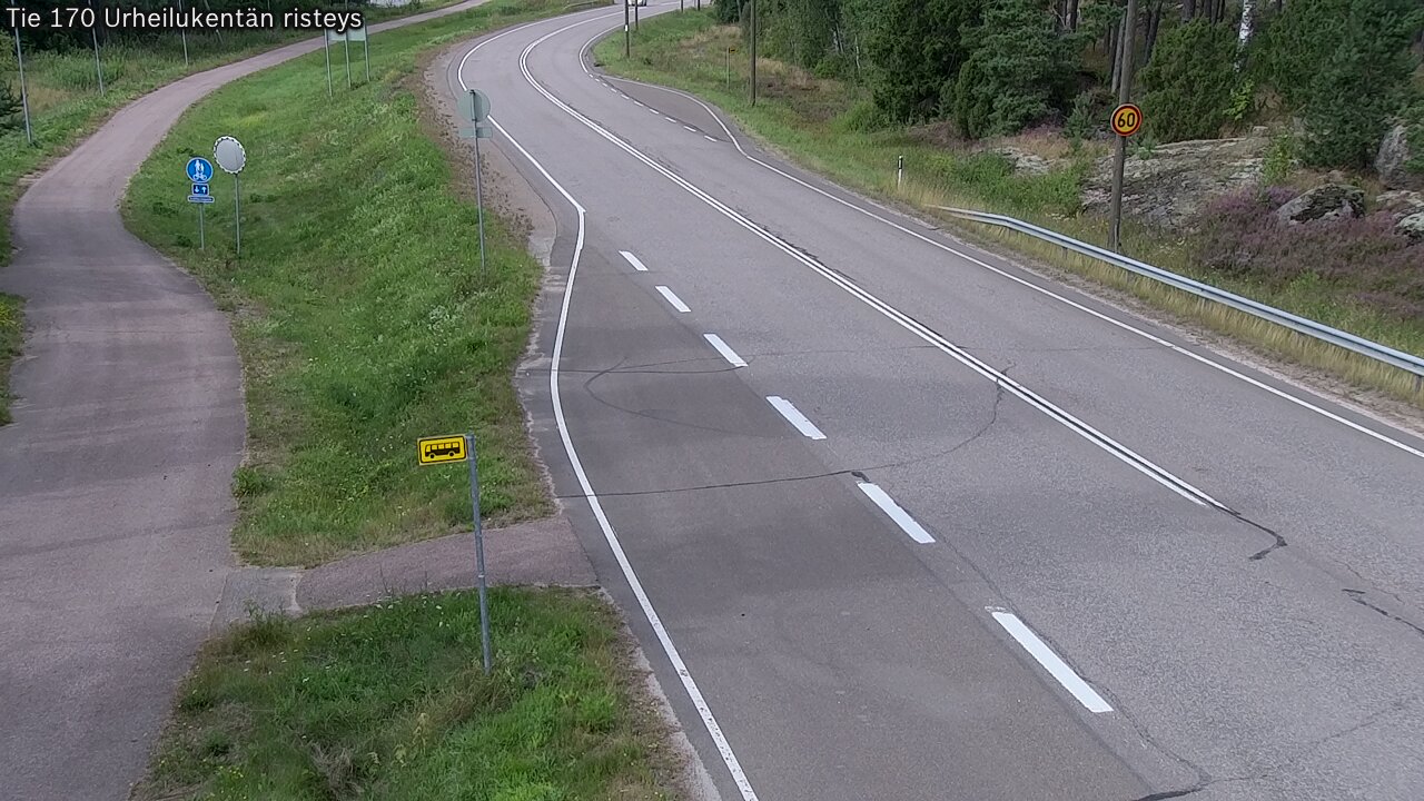 Weather Camera Image Väg 170 Vederlax Idrottsplatsen korsnin, Virolahti, Kymenlaakso