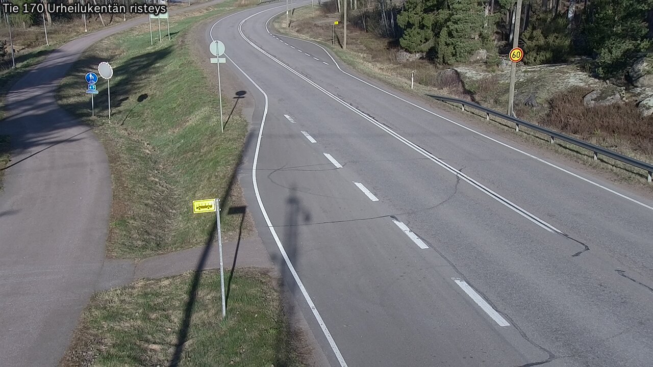 Weather Camera Image Road 170 Virolahti Sports field crossing, Virolahti, Kymenlaakso