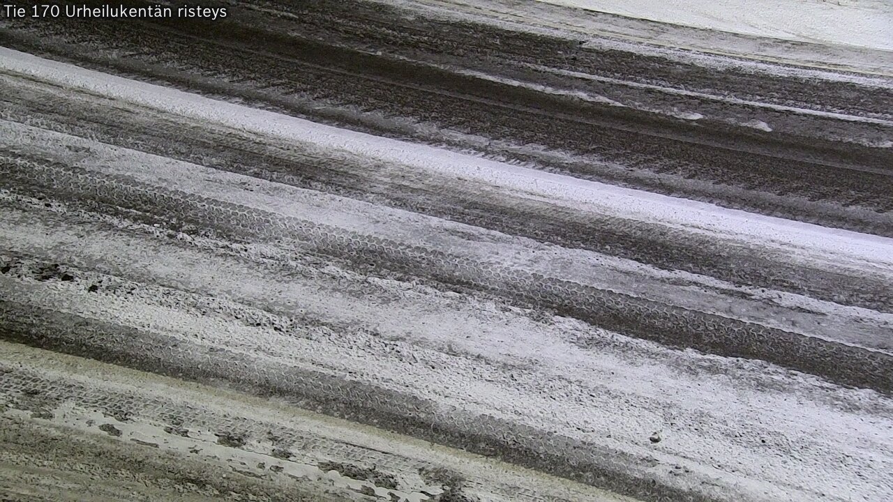 Weather Camera Image Väg 170 Vederlax Idrottsplatsen korsnin, Virolahti, Kymenlaakso